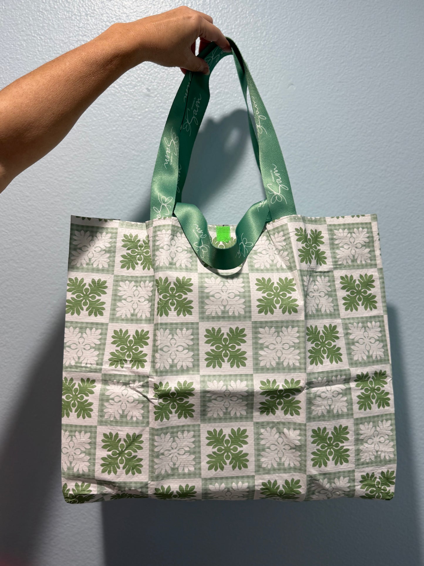 Medium Carry-All Bag